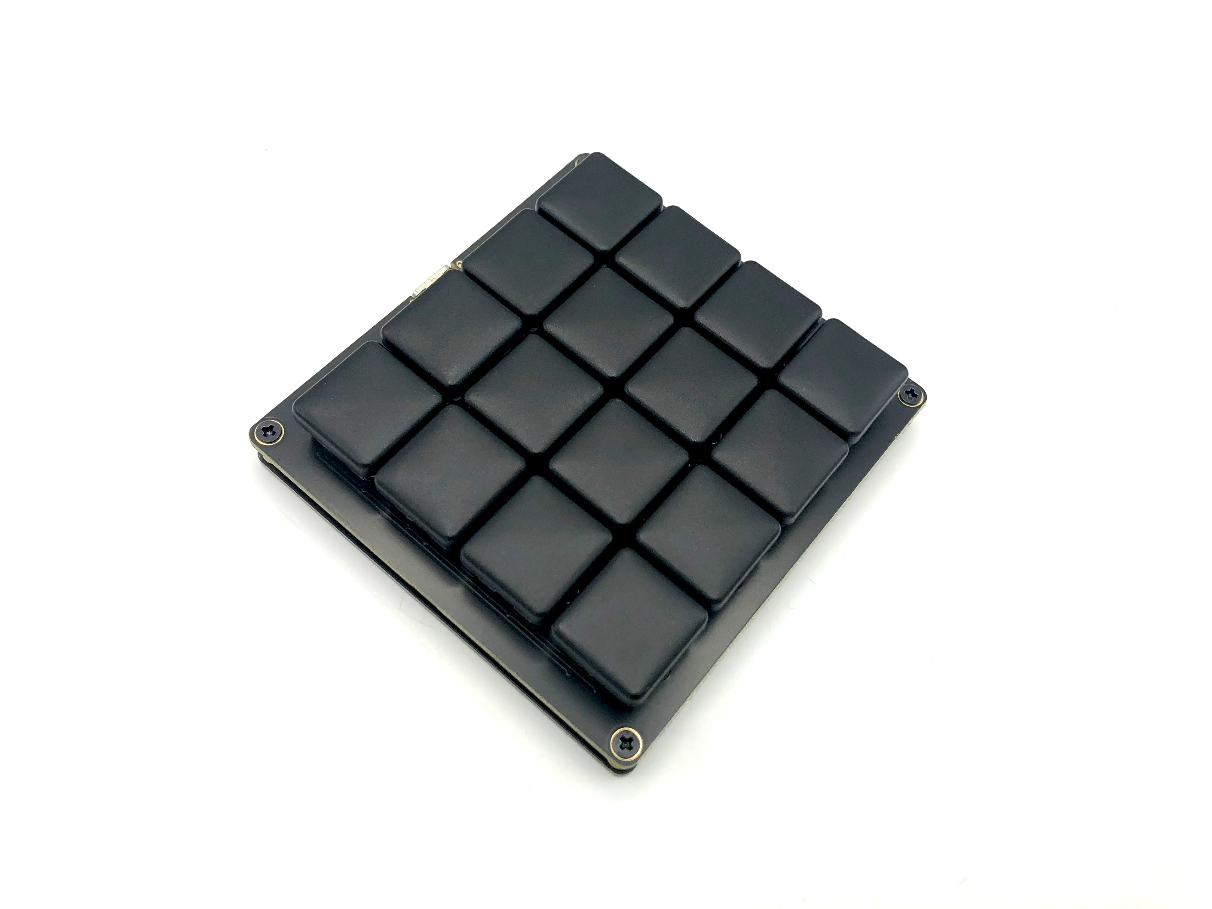 Chocopad Rev. 2 - 16-key Hotswap Macropad for Kailh Choc Low-Profile Switches - Image 4