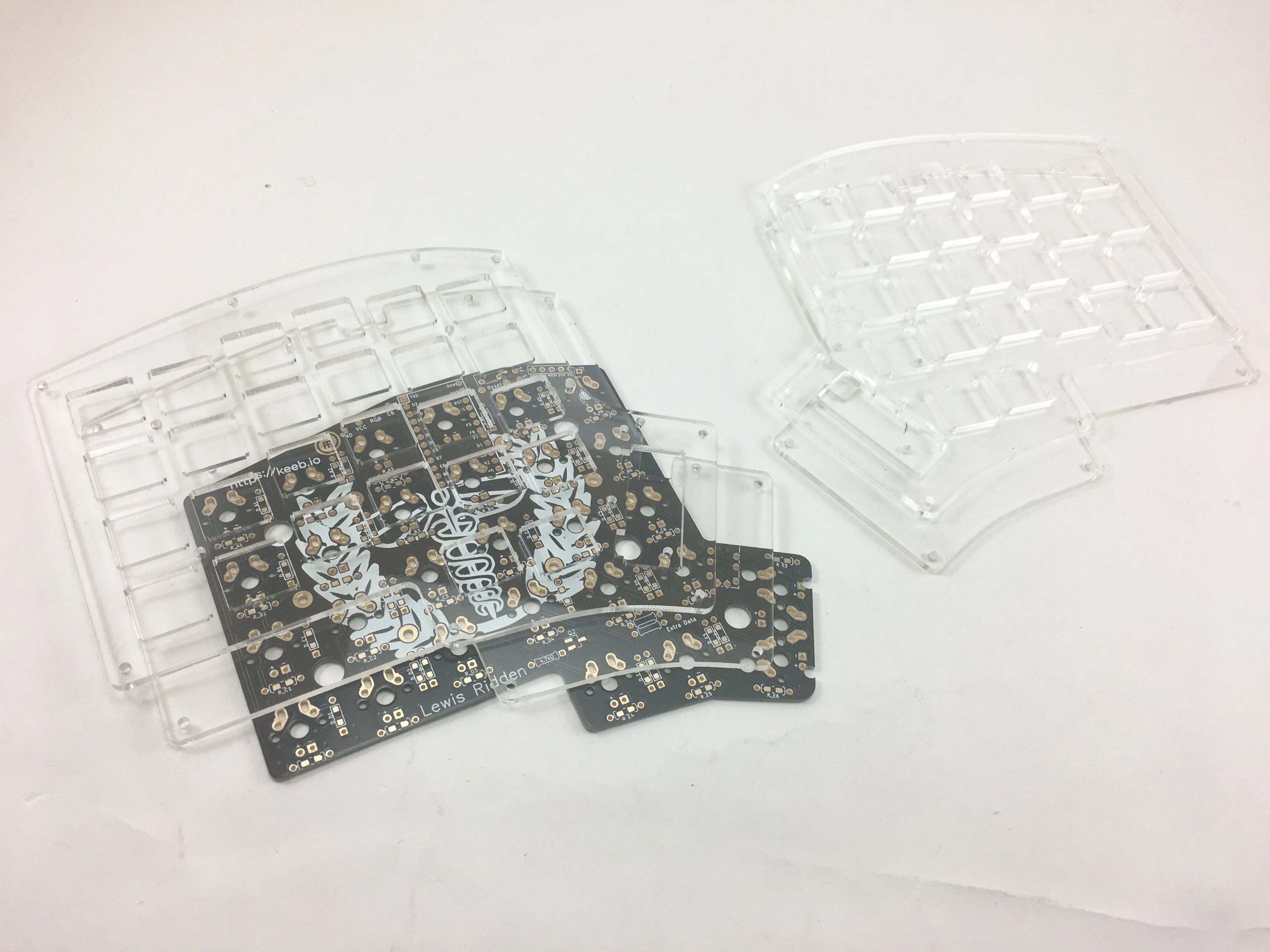 Iris LE (Legacy Edition) Case/Plates - Image 6