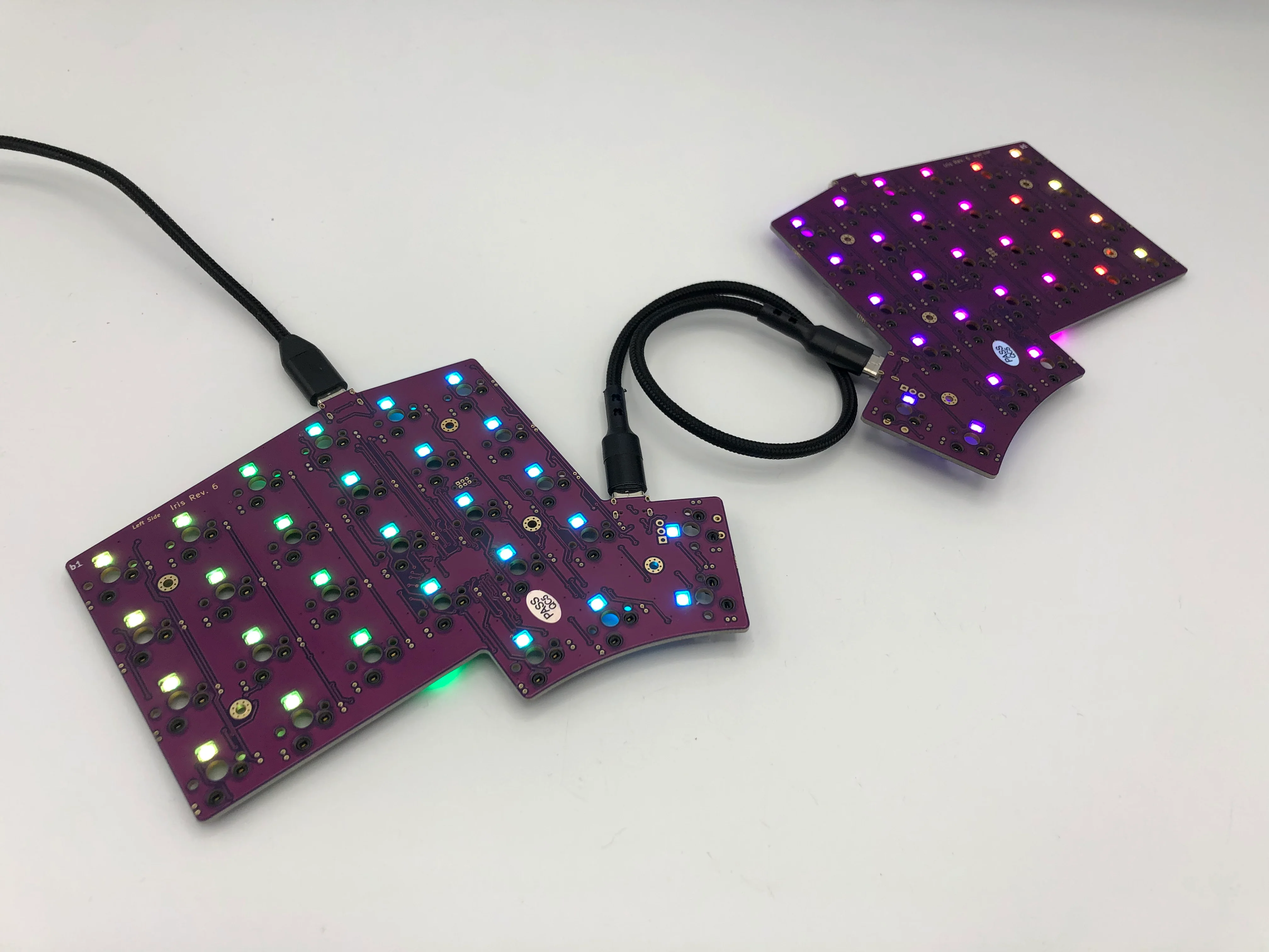 Iris Rev. 6 Keyboard - Hotswap PCBs for Split Ergonomic Keyboard - Image 3