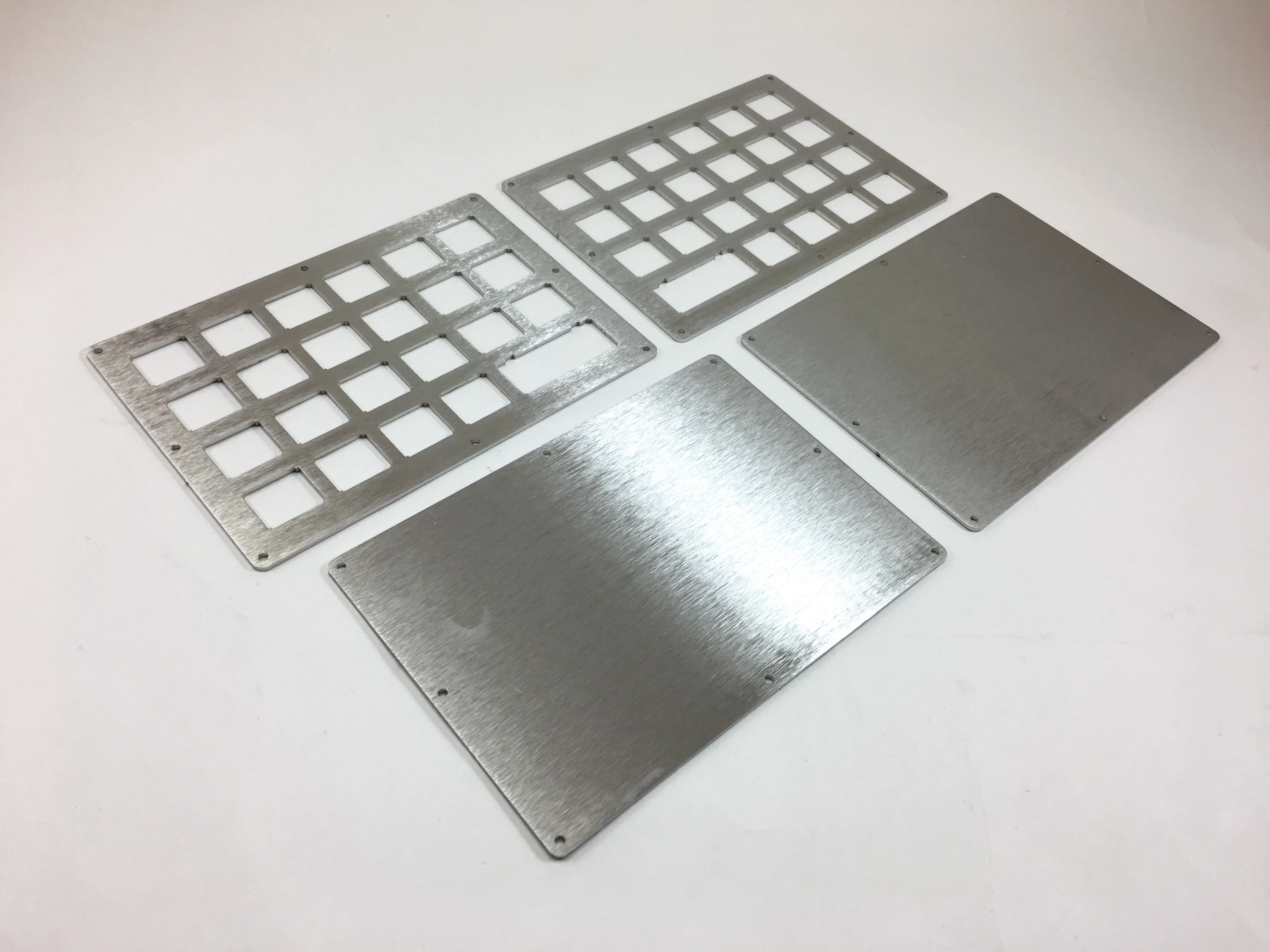 Levinson Keyboard - Case/Plates - Image 3