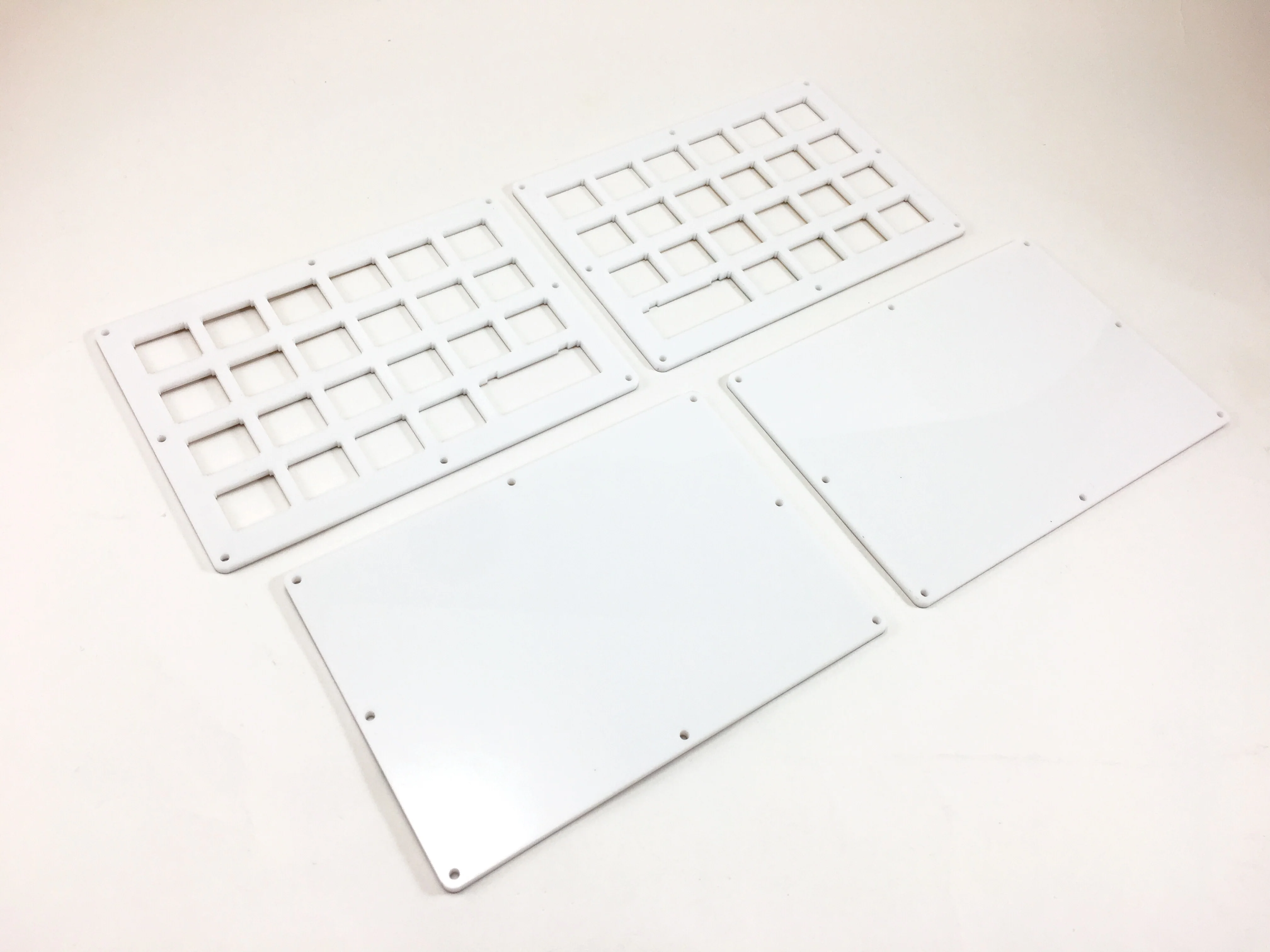 Levinson Keyboard - Case/Plates - Image 4