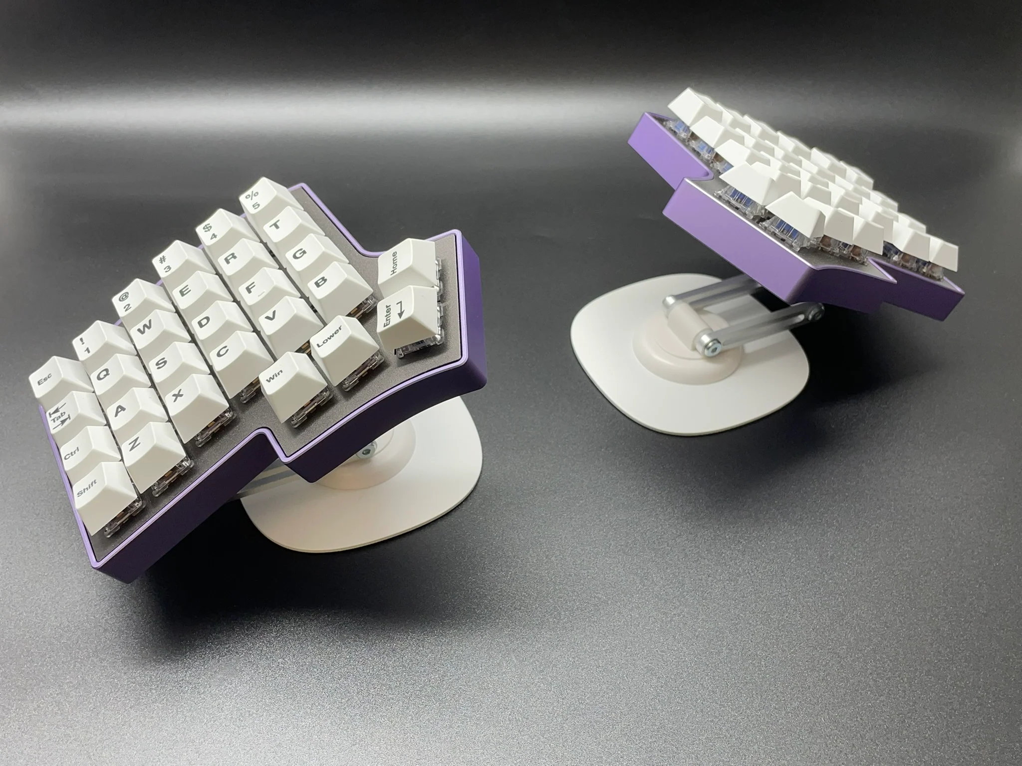 Magnetic MagSafe Tenting Stand Kit for Split Keyboard R2 - Image 5