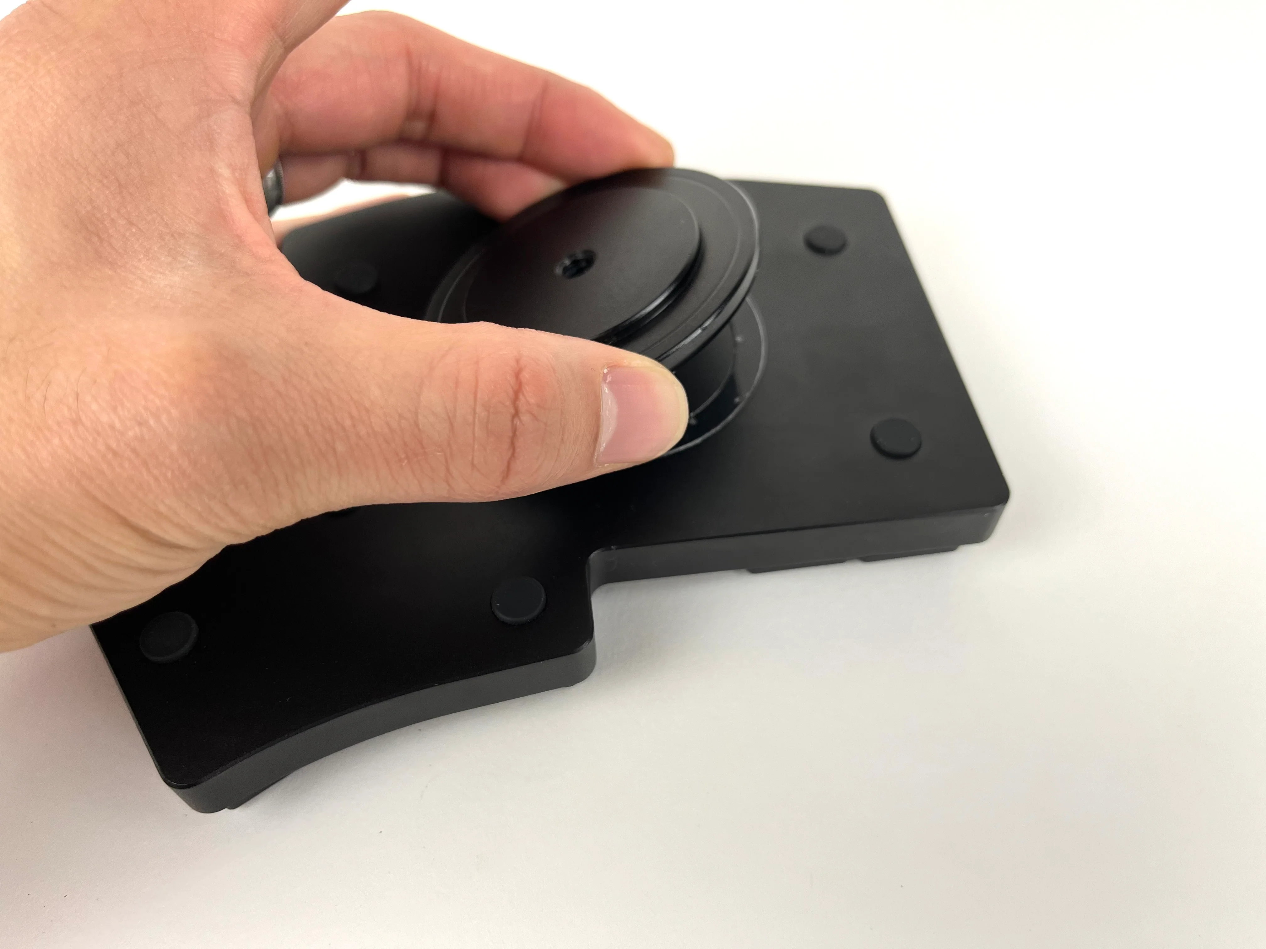 Magnetic MagSafe Tripod-Mount Adapter - Image 4