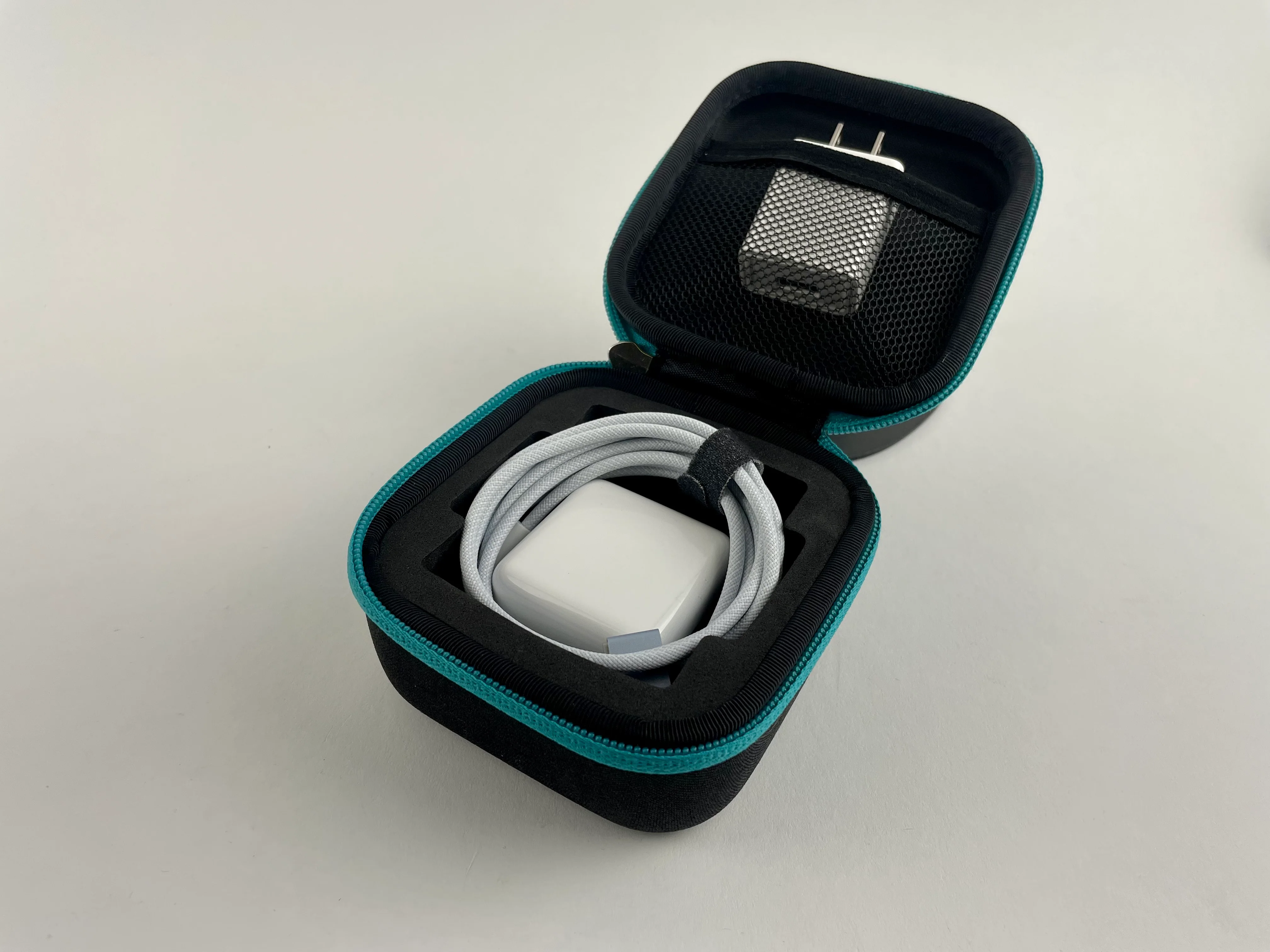 Mini Carrying Case - Image 3