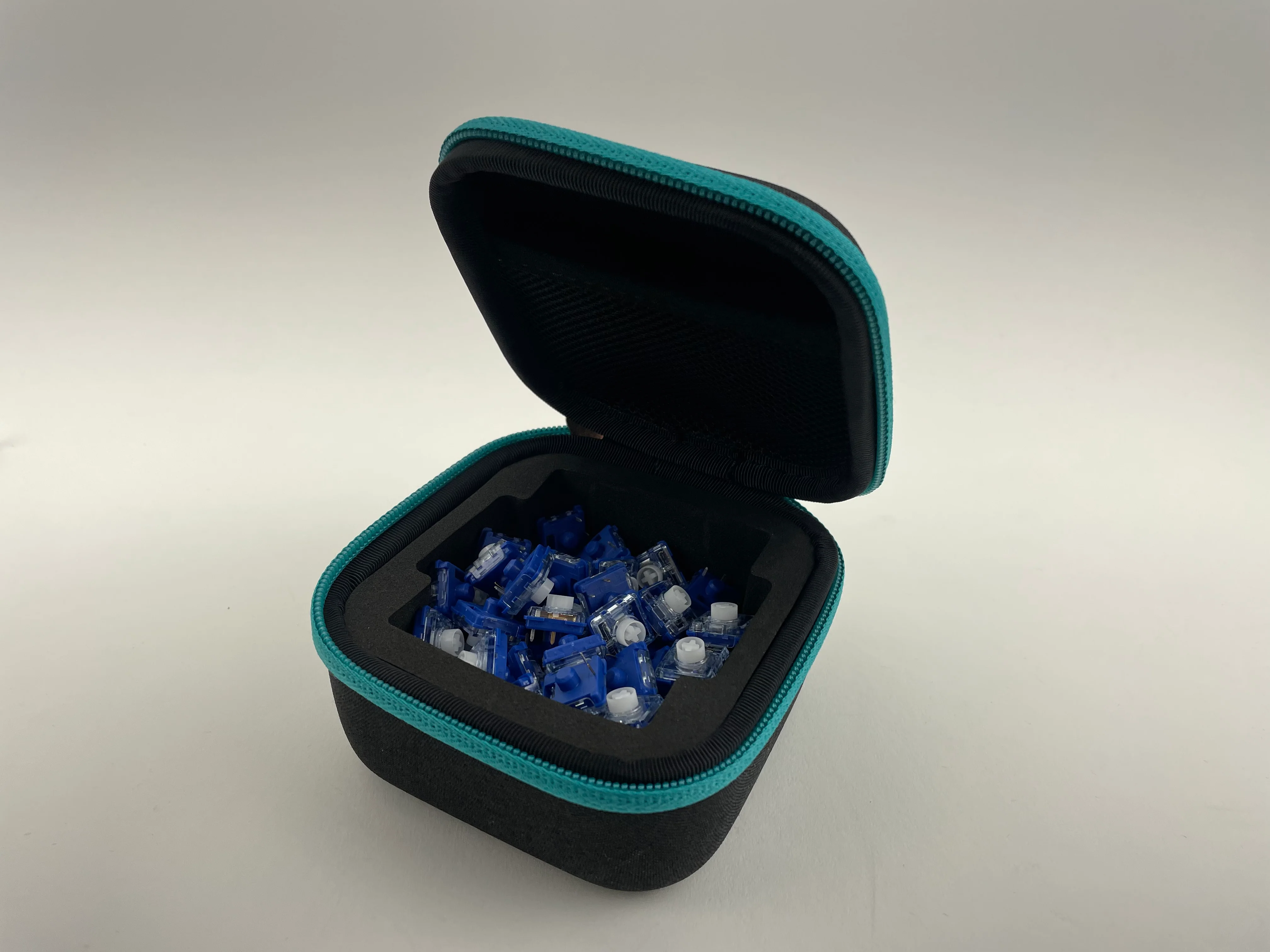 Mini Carrying Case - Image 5
