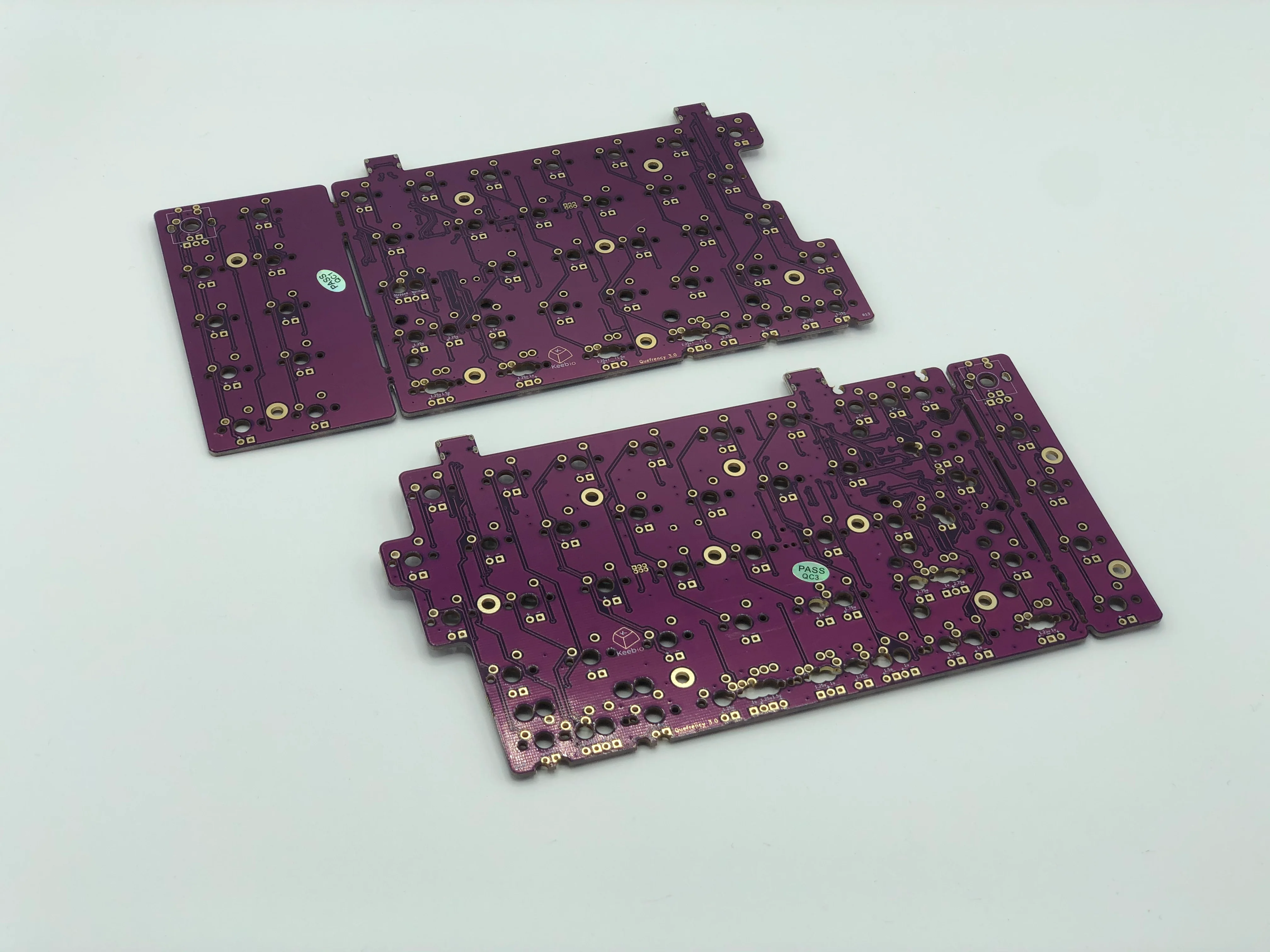 Quefrency Rev. 3 PCBs - 60%/65% Split Staggered Keyboard - Image 3